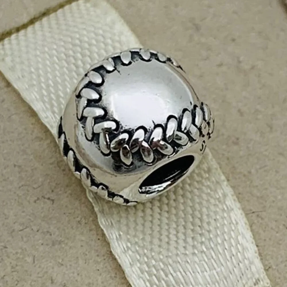 ✨✨ Pandora New York Yankees Baseball Charm - Picture 4 of 7